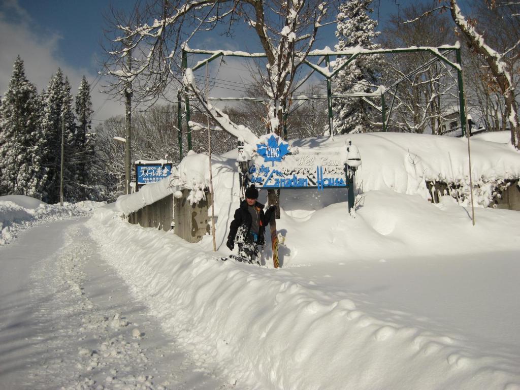 Country Inn Canadian House Myoko Exterior photo